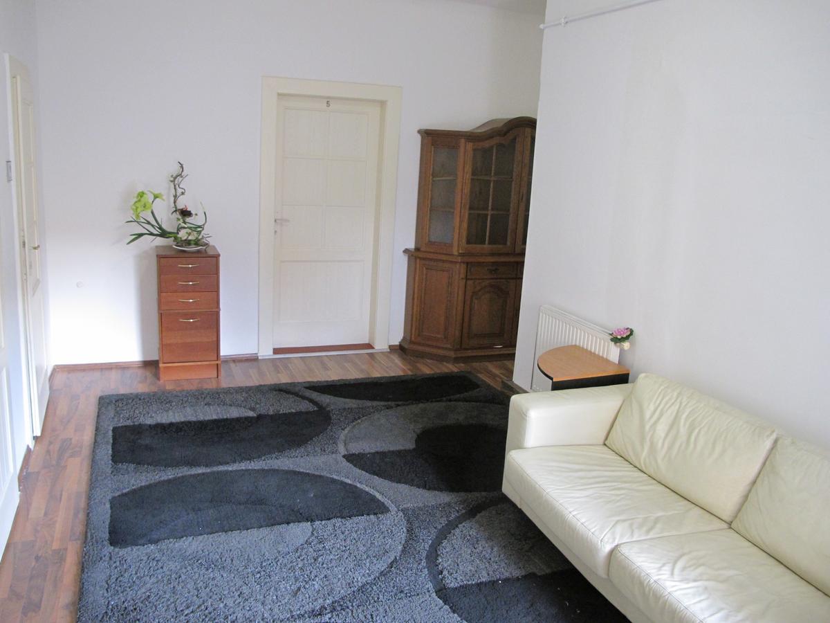 All Seasons Hostel Praha Eksteriør bilde